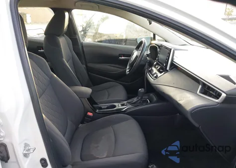 2020 Toyota Corolla Le z USA, uszkodzony, nr VIN JTDEPRAE7LJ032961